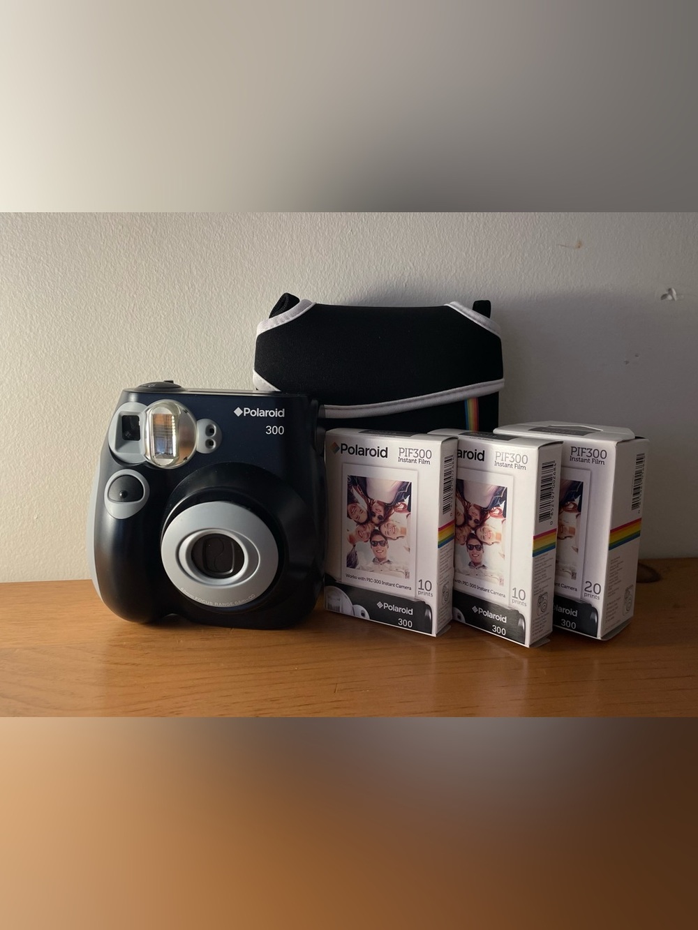 ⭐️NEW⭐️ Polaroid 300 Instant Camera + Case + Film